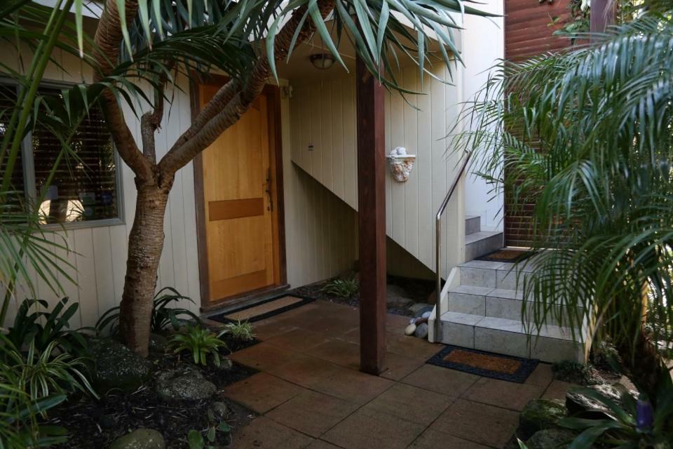 Gems Seaside Lodge Ahipara Exterior foto